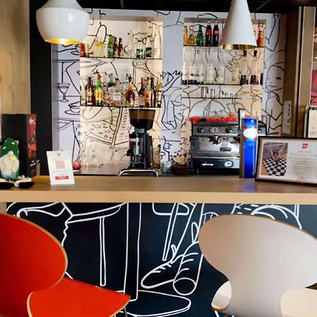 Ibis Toulon La Seyne Sur Mer Exterior foto