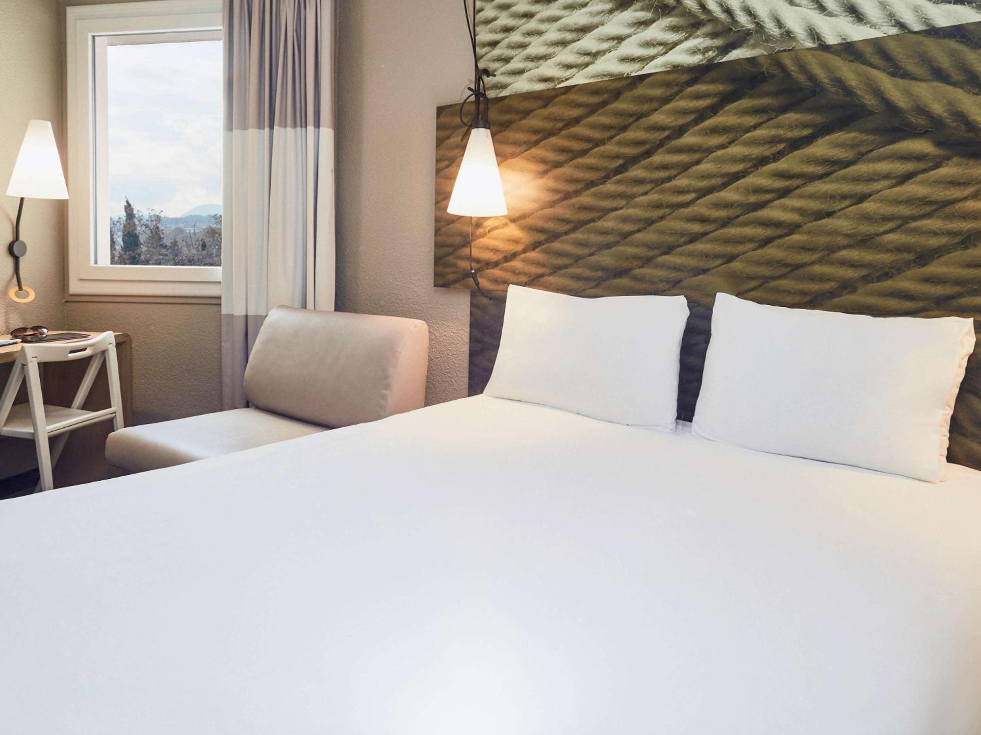 Ibis Toulon La Seyne Sur Mer Exterior foto